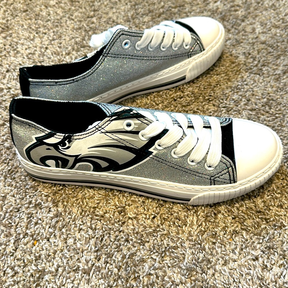 BRAND NEW Foco Women’s Philadelphia Eagles Glitter Canvas Sneakers